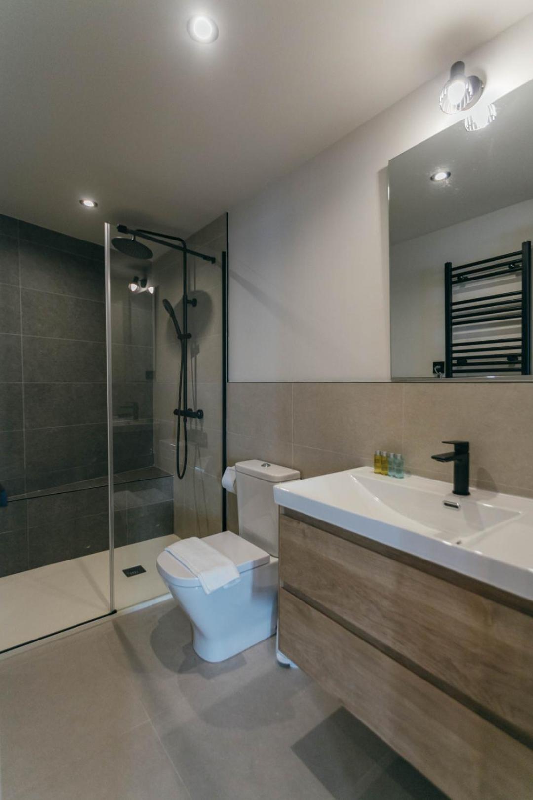 Elegant And Luxury 2Bd 2Bth- Alfalfa Seville Exterior photo